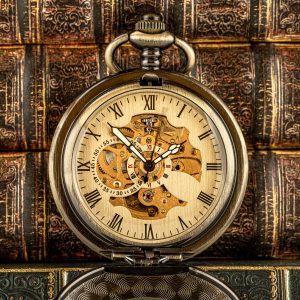 antique-clock-dial-close-up-vintage-pocket-watch-.jpg